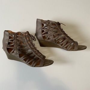 Maurices taupe wedge sandal